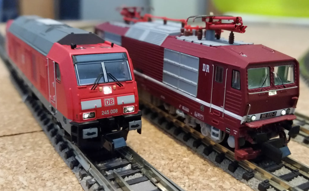 BR 245 und BR 180 ("Knödelpresse") auf Testfahrt